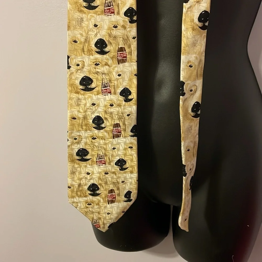 Coca Cola Polar Bear Head Face Silk Necktie Tie Made in USA Vintage